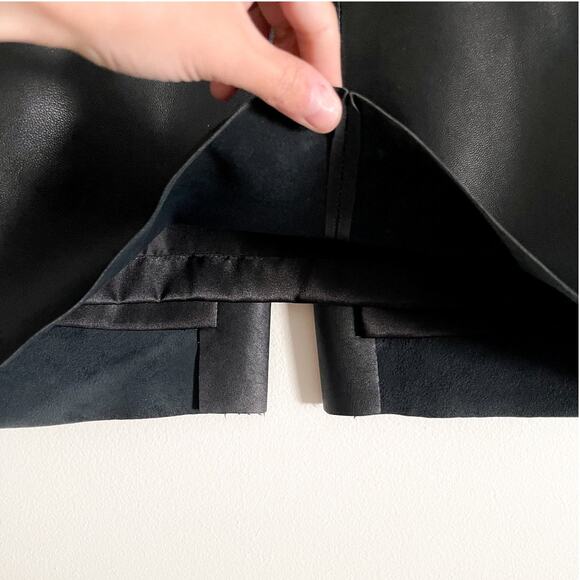 Wilson's Leather Pelle Studio Genuine Leather Pencil Skirt Size 6 - Picture 2 of 7